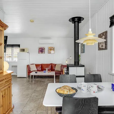 Pet Friendly In With Kitchen Apartment *